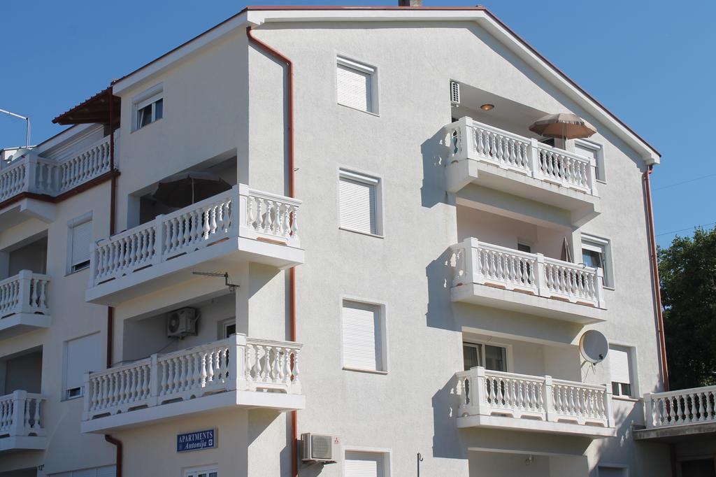 Apartments Antonija Цриквеница Экстерьер фото